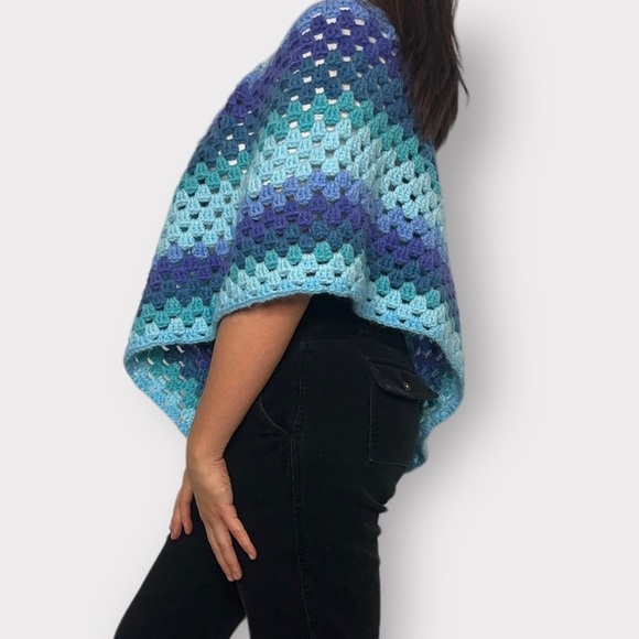 Vintage Boho Blue Knit Poncho - Picture 5 of 6